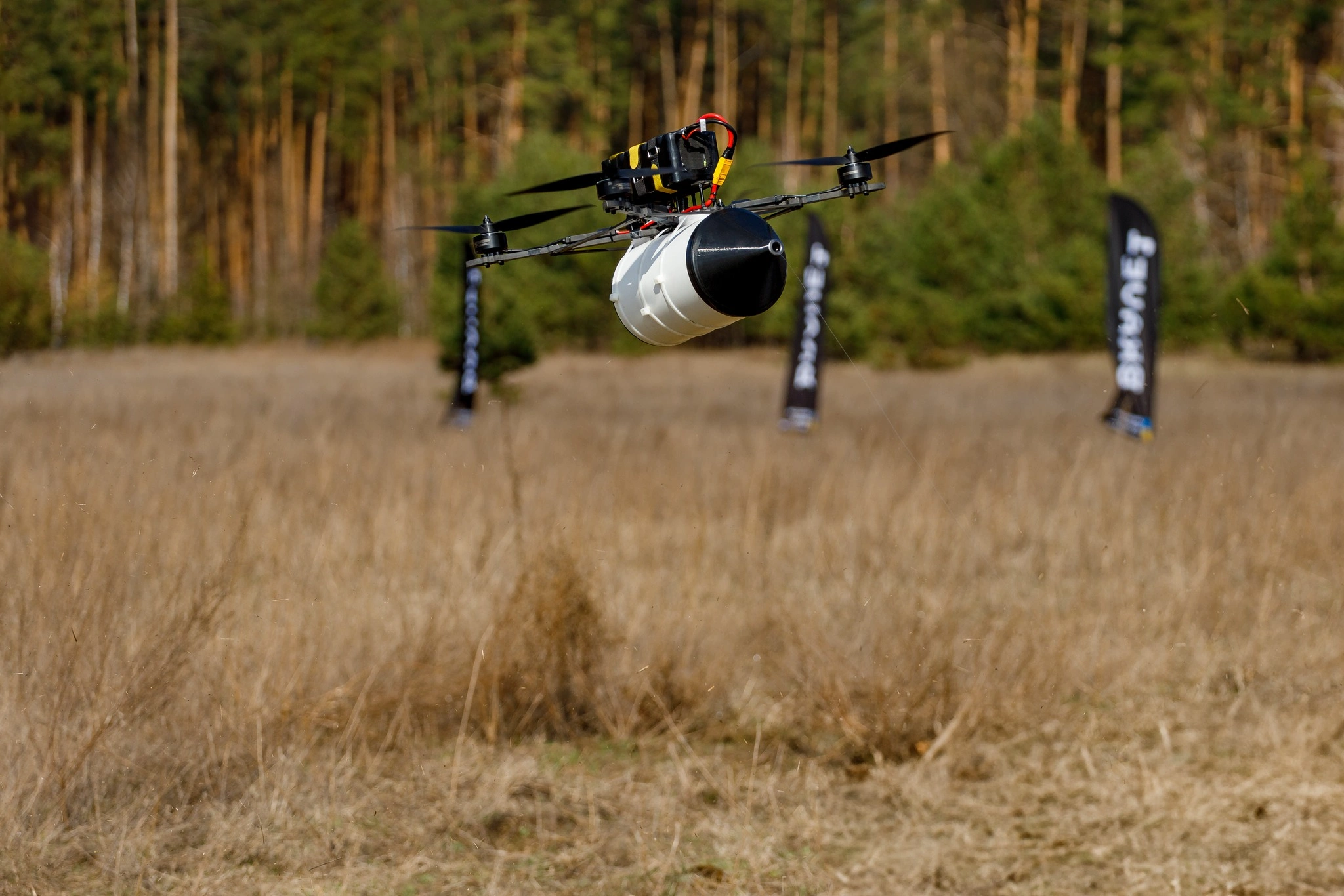 В Україні випробували оптоволоконні FPV-дрони з дальністю 20 км
