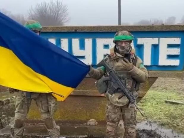 Українські військові зачистили від російських окупантів селище в Запорізькій області (відео)