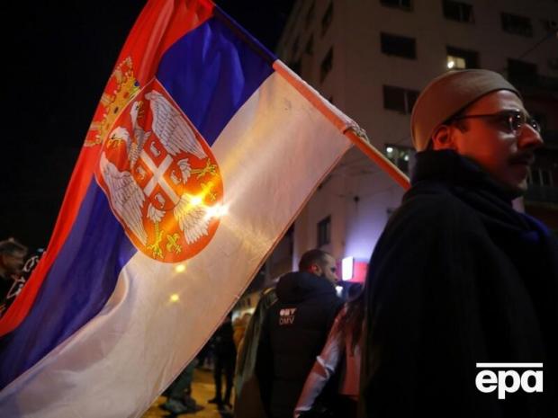 Підозрюють проросійських активістів: У сербському місті з'явилися графіті з образами на адресу посла України