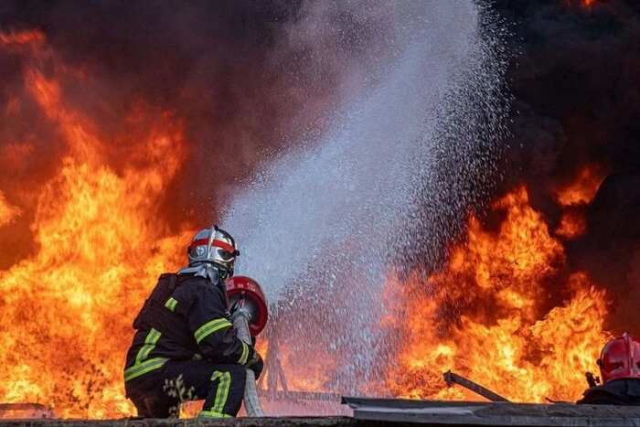 Окупанти вдарили по промисловому об