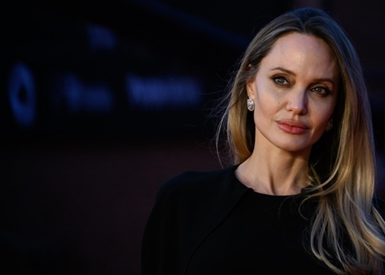Світ втомився від новин. Джолі висловилася про війну в Україні