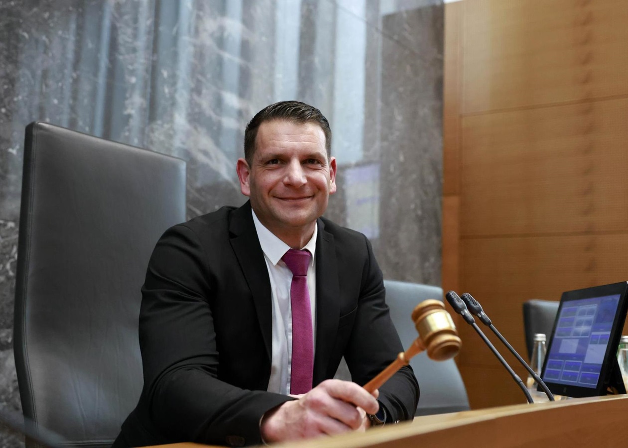 Голова парламенту Словенії анонсував поїздку в Росію та вихід з НАТО