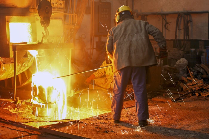 Через екомито СВАМ: «АрселорМіттал Кривий Ріг» повністю зупинив експорт металопродукції до ЄС та звільняє частину працівників