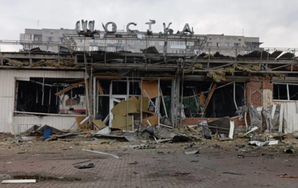 Росіяни у ніч на 30 травня зруйнували вокзал у Шостці
