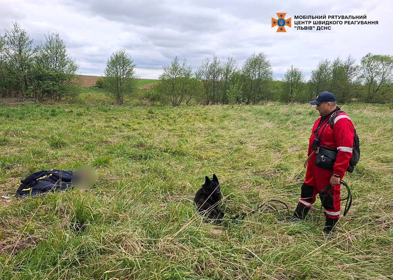 На Львівщині службовий пес знайшов жінку, яка зникла дев’ять днів тому