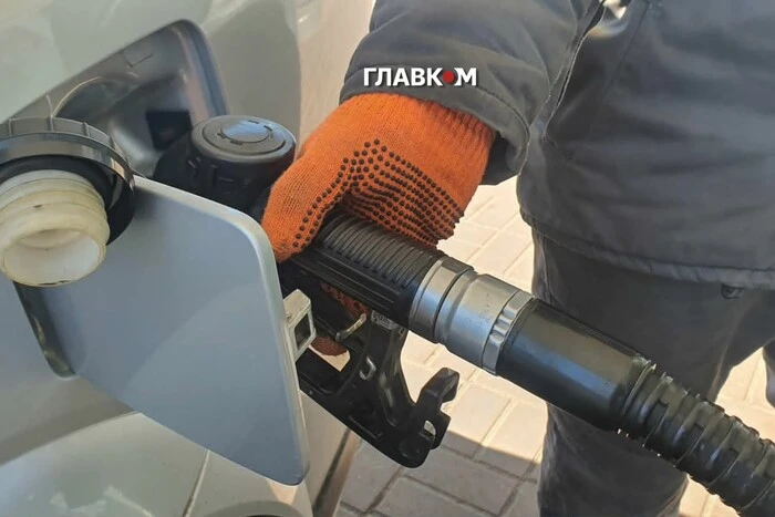 Ціни на пальне 19 квітня 2026: скільки коштують бензин, дизель та газ на АЗС