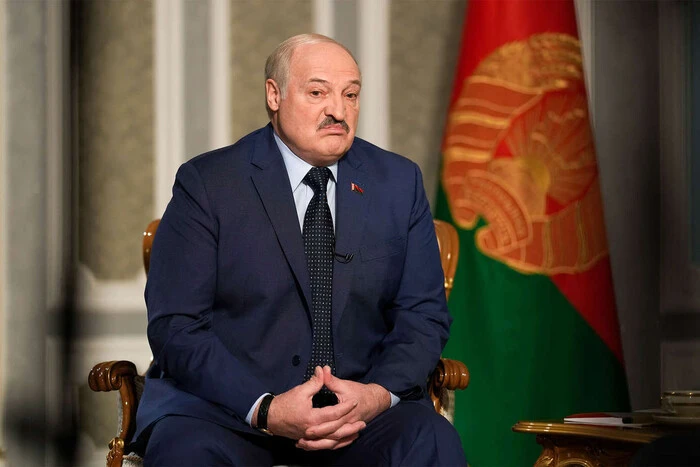 Між Сі та Путіним. Лукашенку час визначатися