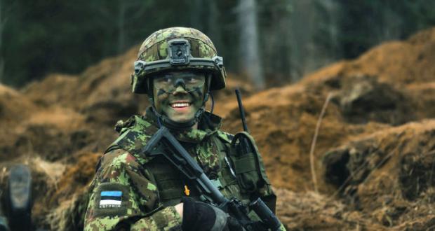 Готуються серйозно?  В Естонії заявили, що обов’язковий призов для жінок – це лише питання часу