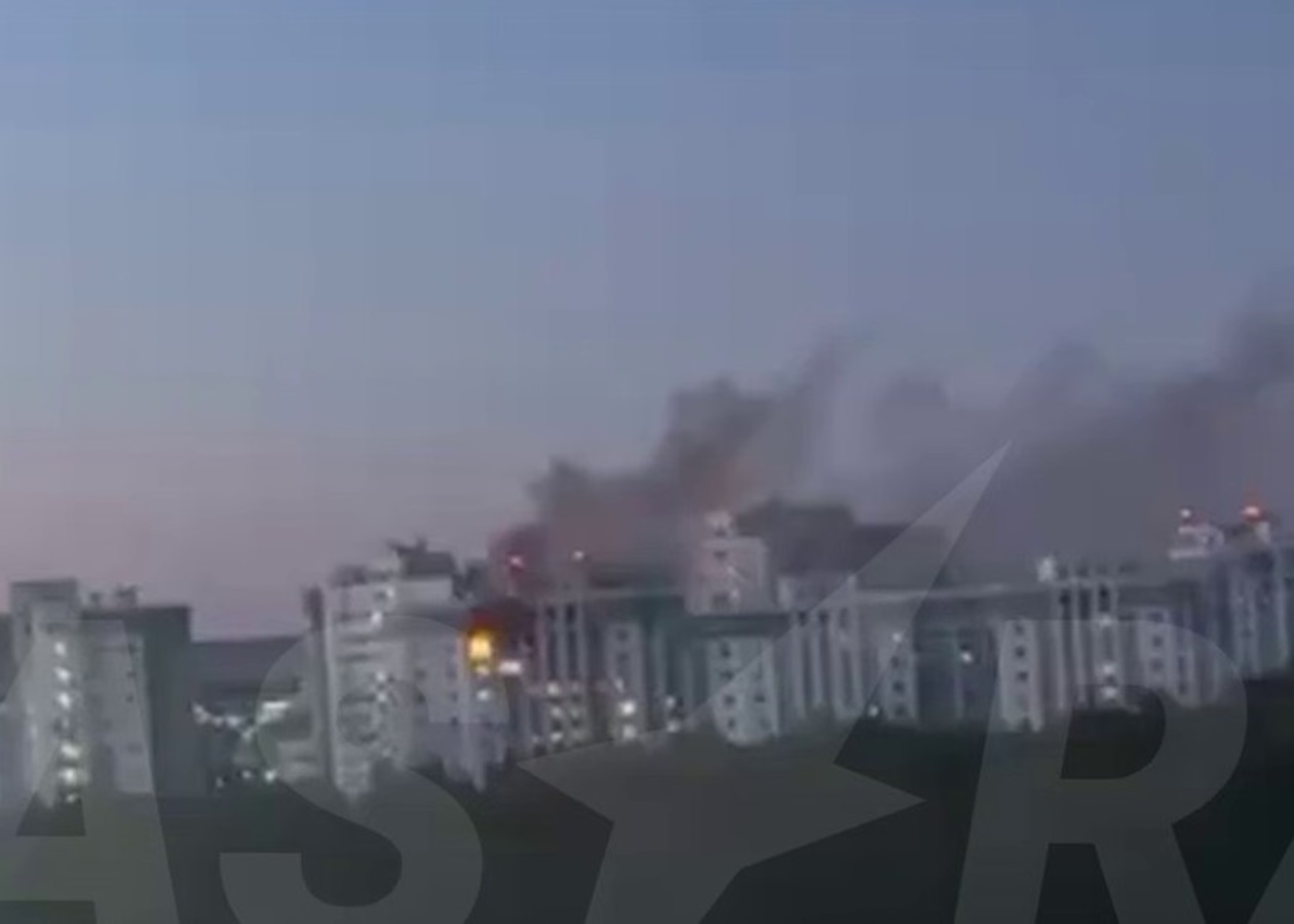 В РФ заявили про пожежу в будинку через атаку БпЛА